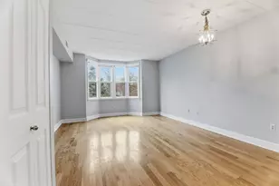 34 Sumner Ave, Springfield, MA 01108 - Photo 5
