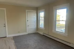 19 Pine St, Athol, MA 01331 - Photo 5