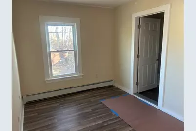 19 Pine St, Athol, MA 01331 - Photo 9