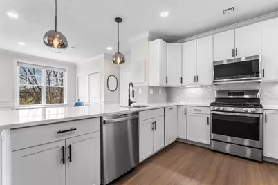 320 Middlesex Avenue #B209, Medford, MA 02155 - Photo 3