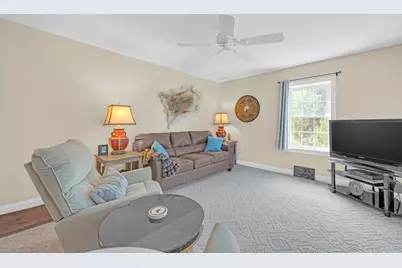 7 Kittredge Rd, North Brookfield, MA 01535 - Photo 11