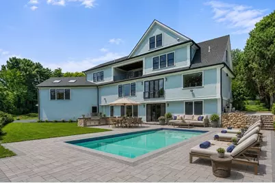 55 Crestview Rd, Belmont, MA 02478 - Photo 3