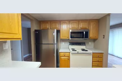 2 Ledgewood Way #7, Peabody, MA 01960 - Photo 5