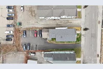 34 Irving St, Worcester, MA 01609 - Photo 9