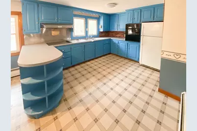 78 Franklin St, Douglas, MA 01516 - Photo 7