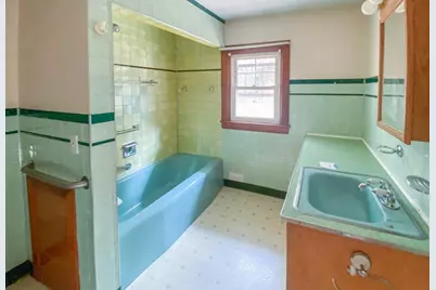 78 Franklin St, Douglas, MA 01516 - Photo 11