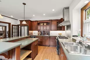 205 Washington St, Winchester, MA 01890 - Photo 15