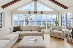 54 Oliver Hazard Perry Rd, Portsmouth, RI 02871 - Photo 5