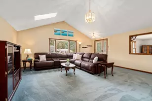 7 Salem Rd, Southwick, MA 01077 - Photo 11