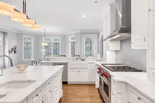1 Stonefield Ln, Wellesley, MA 02482 - Photo 3