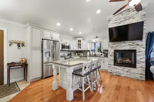 200 Narragansett Ave, Lanesborough, MA 01237 - Photo 5