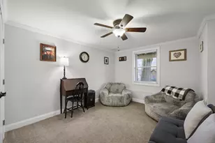 200 Narragansett Ave, Lanesborough, MA 01237 - Photo 25