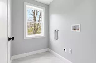 120 Windham Rd, Boston, MA 02136 - Photo 29