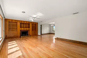 29 Llewellyn Dr, Westfield, MA 01085 - Photo 5
