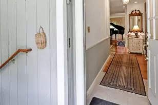 306 Country Side Rd, Greenfield, MA 01301 - Photo 17