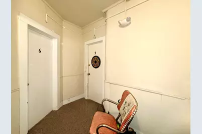 17 Adams St, Easthampton, MA 01027 - Photo 15