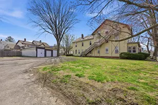 17 Adams St, Easthampton, MA 01027 - Photo 11