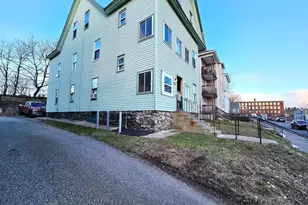 29 Cambridge St, Worcester, MA 01603 - Photo 27