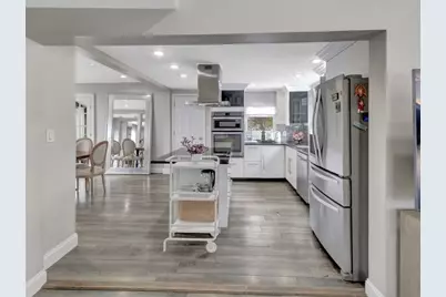 216 Lynn Fells Pkwy, Saugus, MA 01906 - Photo 11