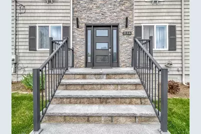216 Lynn Fells Pkwy, Saugus, MA 01906 - Photo 5