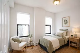 10 Davis Ave, Brookline, MA 02445 - Photo 9