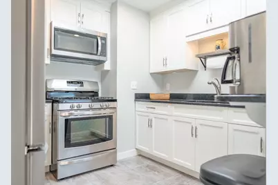 10 Essex Pl, Harwich, MA 02646 - Photo 13
