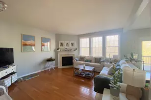 46 Tulip Cir, Grafton, MA 01560 - Photo 5