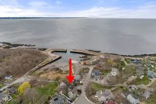 12 Andrews St, Gloucester, MA 01930 - Photo 41