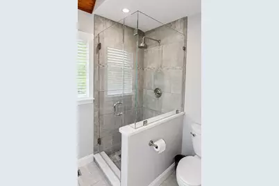 352 North Ave, Rochester, MA 02770 - Photo 19