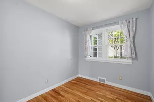 210 Winton St, Springfield, MA 01118 - Photo 31