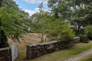 37 Ned's Point Rd, Mattapoisett, MA 02739 - Photo 9