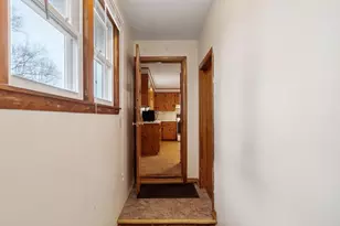11 Cromie St, Clinton, MA 01510 - Photo 13