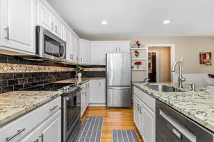 7 Judith Ann Cir, Rehoboth, MA 02769 - Photo 9