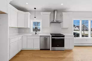 92 Jenny Lind St, New Bedford, MA 02740 - Photo 5