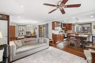 149 Elm St, Marblehead, MA 01945 - Photo 5
