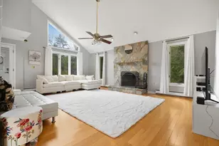10 Jethol Dr, Freetown, MA 02702 - Photo 7