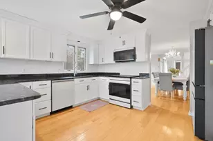 10 Jethol Dr, Freetown, MA 02702 - Photo 19