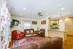 16 Eliot Crescent, Brookline, MA 02467 - Photo 9