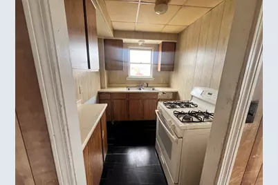 289 Fifth St, Fall River, MA 02721 - Photo 5