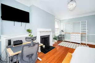1064 Beacon St, Brookline, MA 02446 - Photo 17