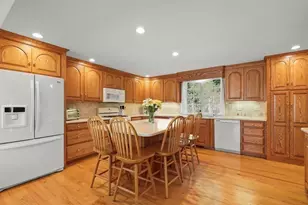 31 Larkspur Ln (Pond Front), Plymouth, MA 02360 - Photo 15