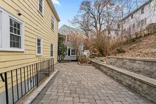 40 Lake Shore Rd, Boston, MA 02135 - Photo 35