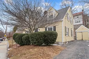 40 Lake Shore Rd, Boston, MA 02135 - Photo 5
