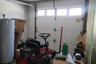 514 Dewey St, West Springfield, MA 01089 - Photo 5