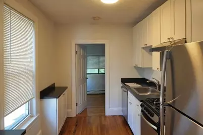 145 Brown St #2F, Waltham, MA 02453 - Photo 7