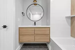 74 Horace St, Boston, MA 02128 - Photo 9