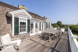24 Katama Bay View Rd, Edgartown, MA 02539 - Photo 7
