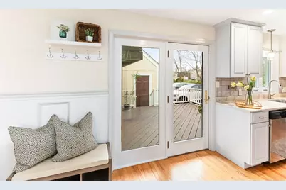 17 Weaver St, Wareham, MA 02576 - Photo 9