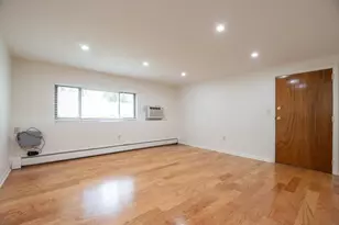 146 Willow St, Waltham, MA 02453 - Photo 3