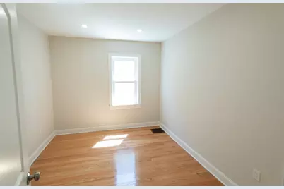 11 Mount Pleasant St #1, Waltham, MA 02452 - Photo 23